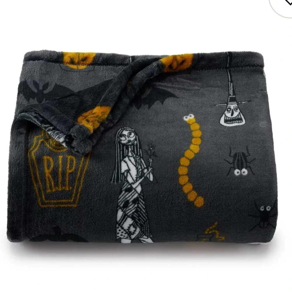 Disney Nightmare Before Christmas Oversized 5x6ft Fleece Blanket NEW